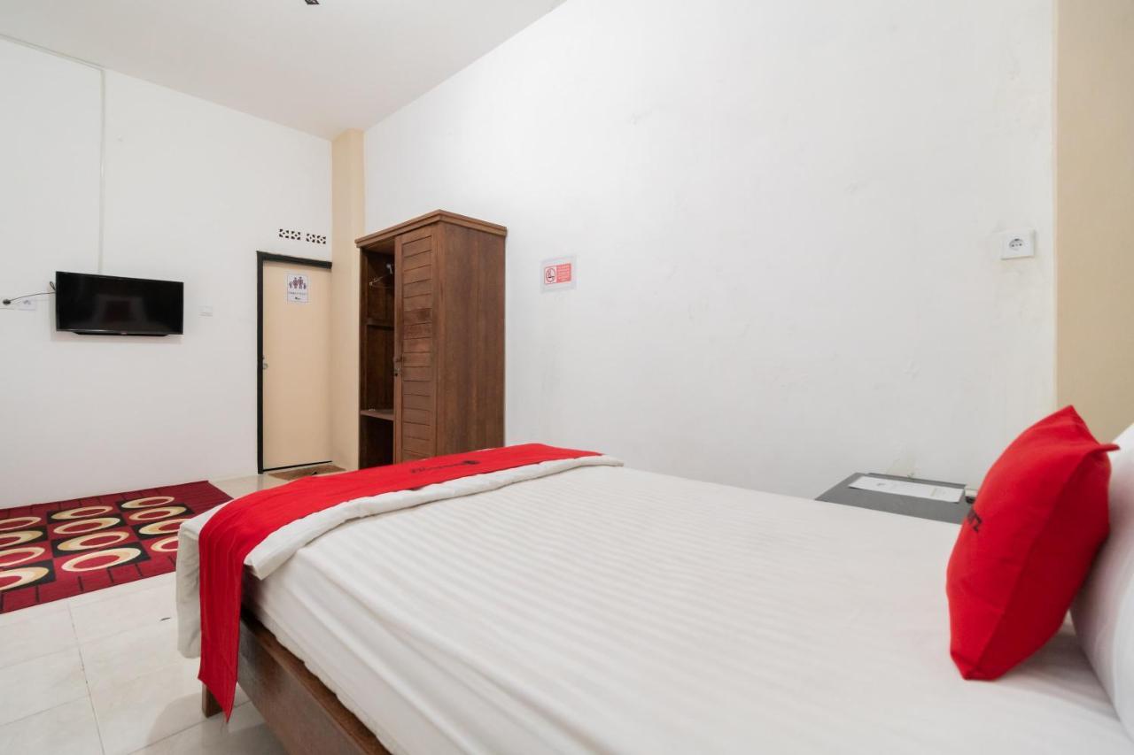 Reddoorz Syariah At Jalan Andalas Wisma tamu
