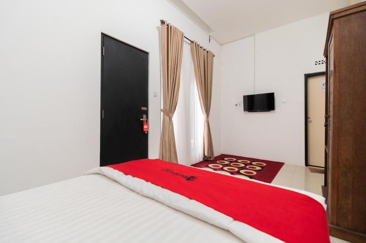 Reddoorz Syariah At Jalan Andalas Padang (Sumatra)